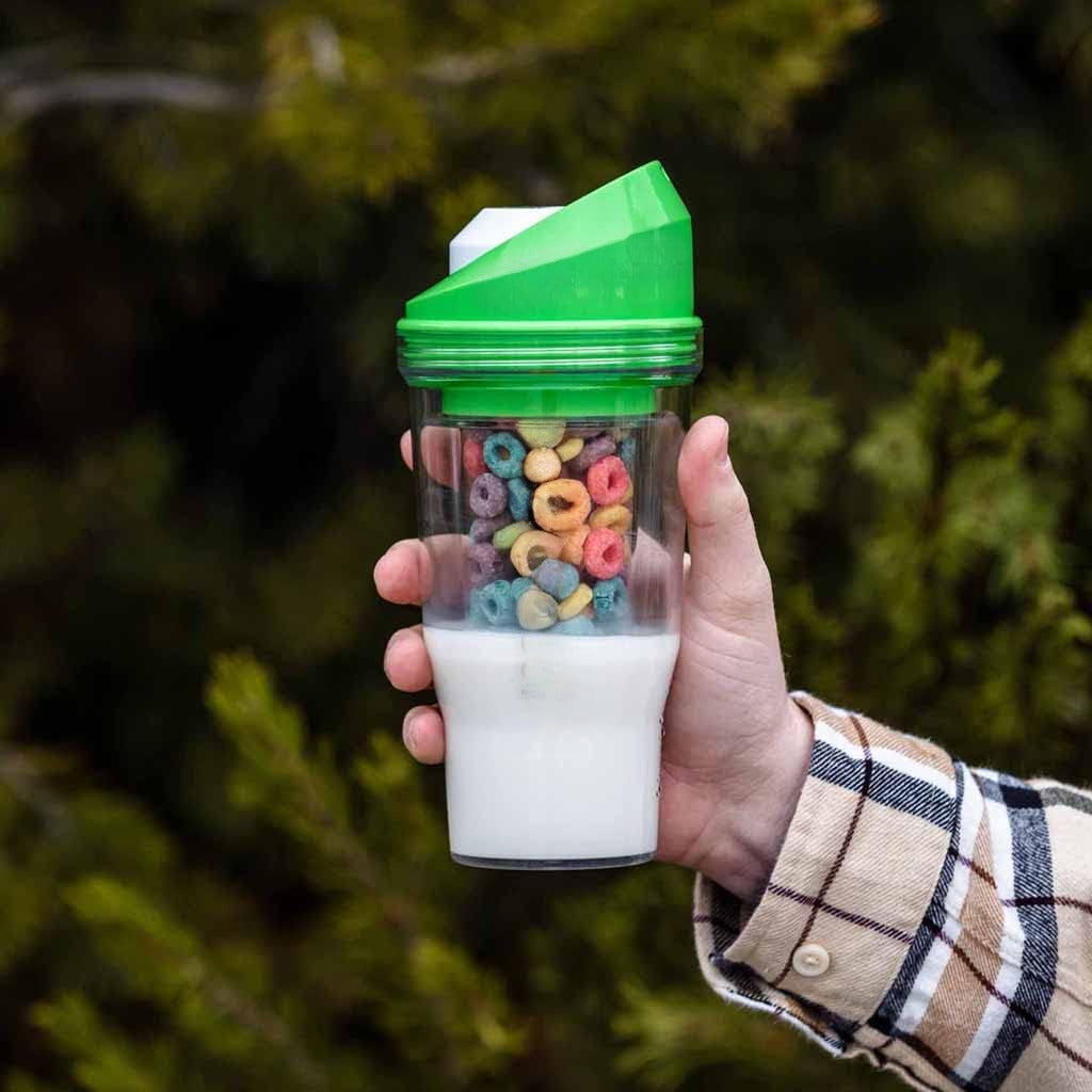 🥛✨ Crunchy Sip™ – The Ultimate Breakfast & Beyond To-Go Cup